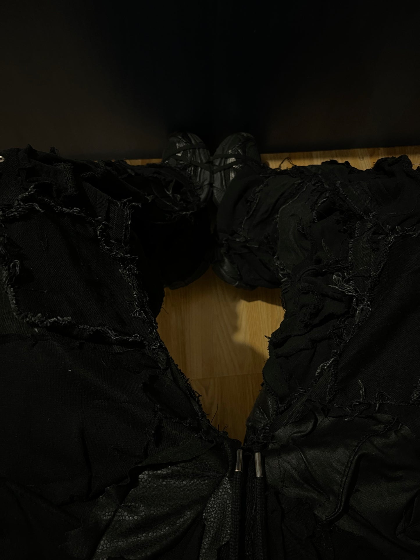 MAD 'Ripped Void' JEANS