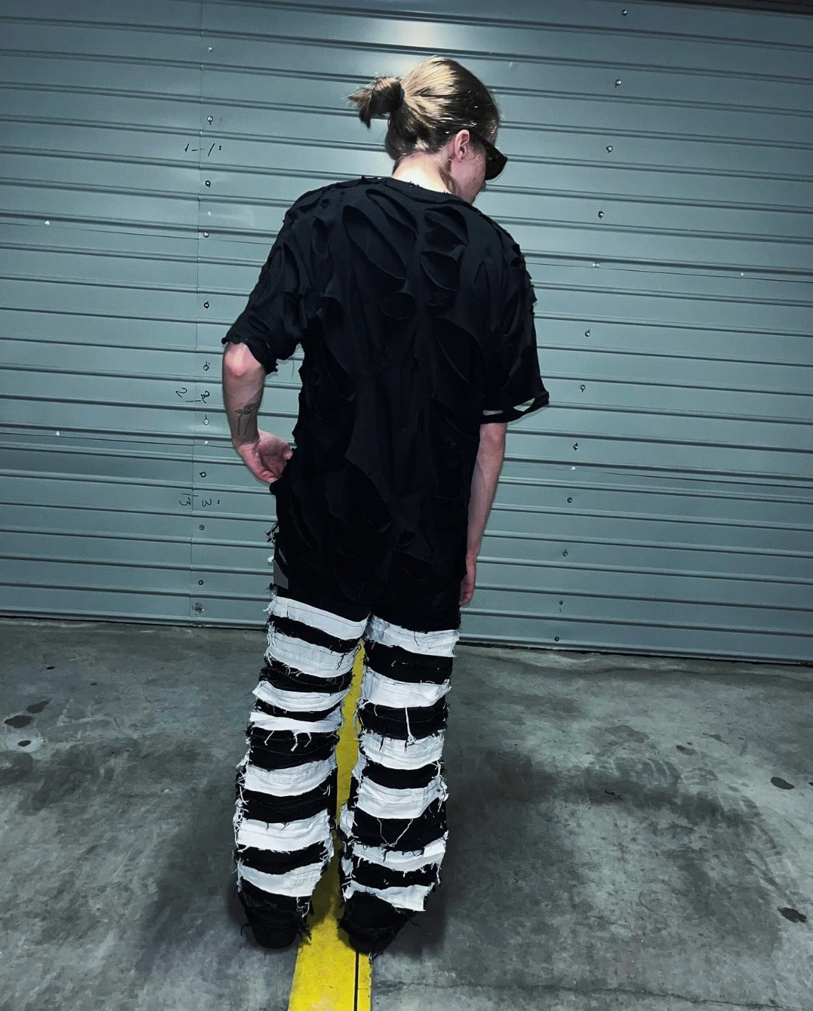 MAD 'Ripped Void' TEE